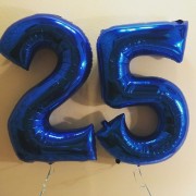 Комплект цифр 25 синего цвета с гелием