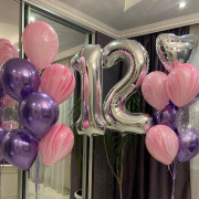 Композиция из воздушных шаров хром с агатами на 12 лет для девочки
