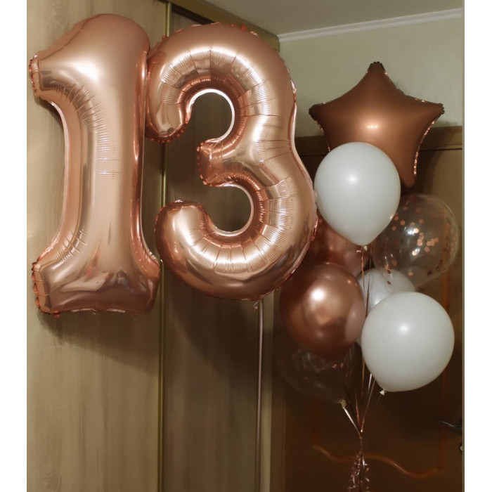 Композиция из гелиевых шаров в золоте на 13 лет девочке