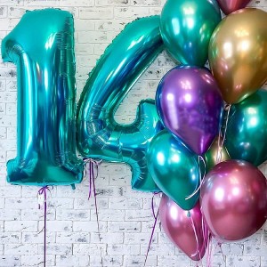 Композиция из воздушных шариков хром на 14 лет с цифрами цвета тиффани