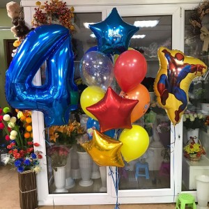Композиция из воздушных шаров Человек-паук для мальчика на День Рождения