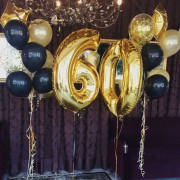 Букеты гелиевых шаров с вашими поздравлениями на 60 лет