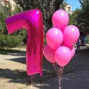 Набор шариков в розовом цвете на семь лет
