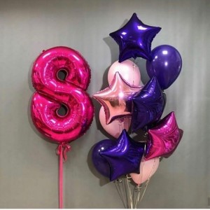 Композиция из воздушных шаров на 8 марта со звездами