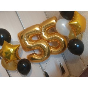 Набор с воздушными шарами в черной и золотой гамме на юбилей 55 лет мужчине