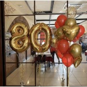 Букет для бабушки с красными и золотыми шариками хром на юбилей 80 лет