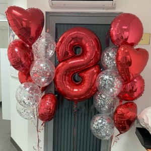 Композиция с двумя фонтанами на 8 марта