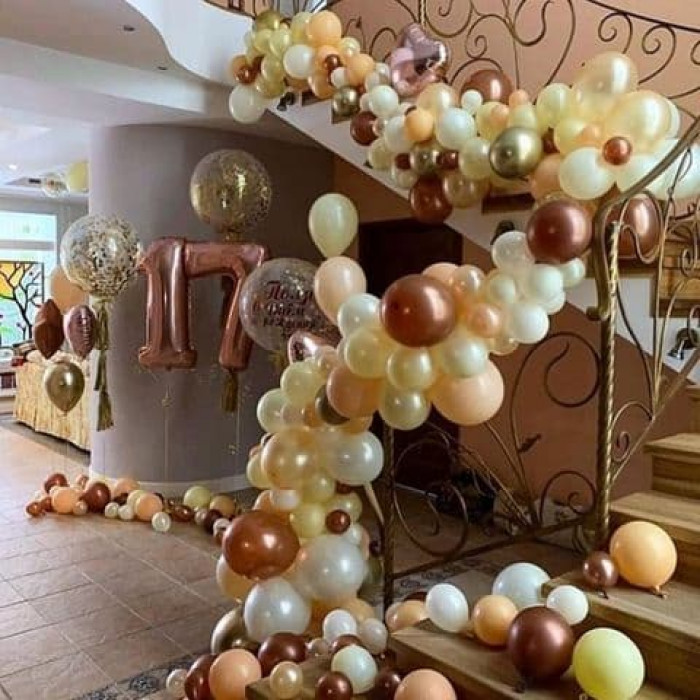 Фотозона из шаров на День Рождения на 17 лет