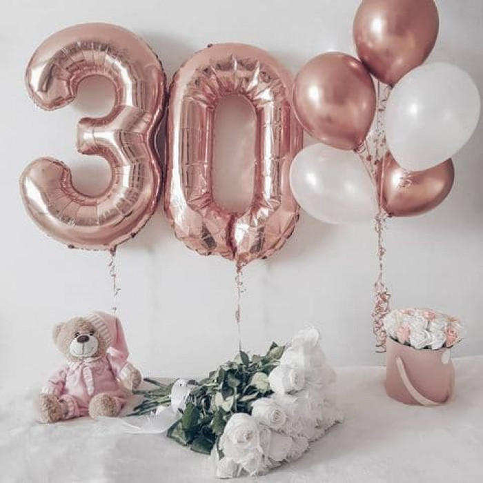 Композиция в нежном стиле для девушки на юбилей 30 лет