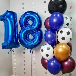 Композиция юному футболисту на 18 лет