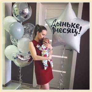 Композиция в серебряных тонах со звездой девочке на 1 месяц