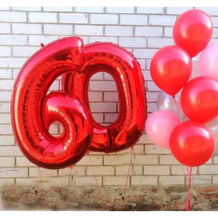 Букет в красном цвете с шарами цифрами на юбилей женщине в 60 лет