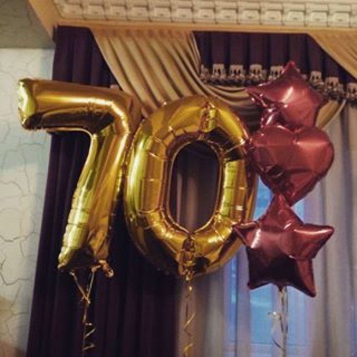 Набор из двух сердец и звездочки бургунди на 70 лет