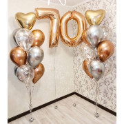 Два букета с оранжевыми и серебряными шариками хром и цифрами на 70 лет