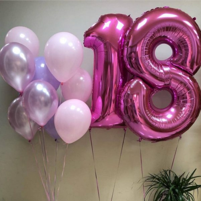 Композиция из шаров на 18 лет Нежные тона