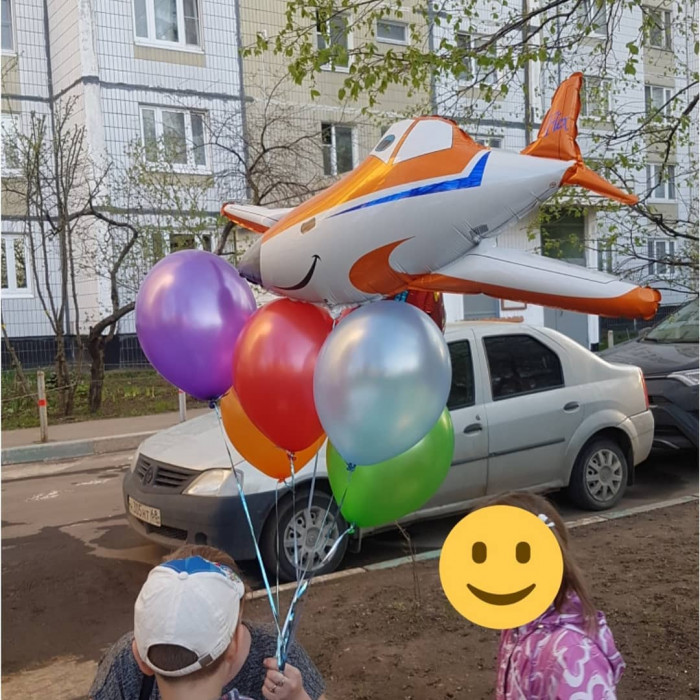 Набор шаров с гелием с самолетом Дасти