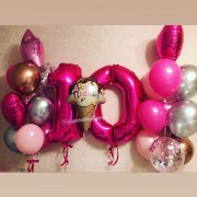 Композиция из шаров с шаром Мороженное на десять лет девочке