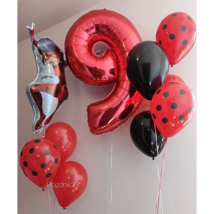 Композиция из шаров с гелием с фигурой Леди Баг на девять лет для девочки