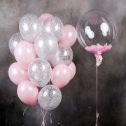 Композиция из шариков "Воздушная" с шаром с перьями
