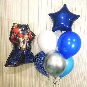 Композиция из воздушных шаров автобот Оптимус Прайм со звездой