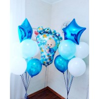 Композиция из шариков на выписку мальчика с Пяточкой и звездами